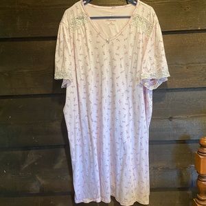 Pastel Serenada pastel sleeping gown with lace 4x